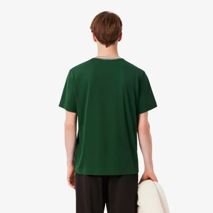 Ανδρικό T-shirt με ρίγες στο λαιμό, κατασκευασμένο στη Γαλλία Ανδρικό T-shirt με ρίγες στο λαιμό, κατασκευασμένο στη Γαλλία