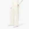 Γυναικείο παντελόνι φλάνελ με πιέτες σε oversized γραμμή Γυναικείο παντελόνι φλάνελ με πιέτες σε oversized γραμμή