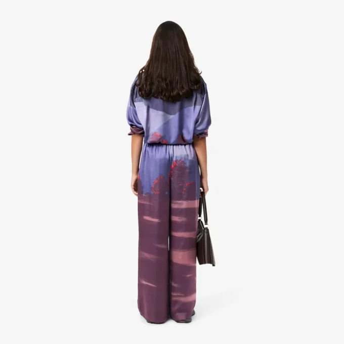 Γυναικείο παντελόνι oversized με τοπίο Γυναικείο παντελόνι oversized με τοπίο