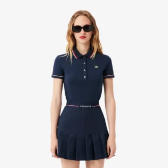 Γυναικείο Polo Μπλούζα L.12.12 με στενή γραμμή και λεπτομέρειες στο τελείωμα Γυναικείο Polo Μπλούζα L.12.12 με στενή γραμμή και λεπτομέρειες στο τελείωμα