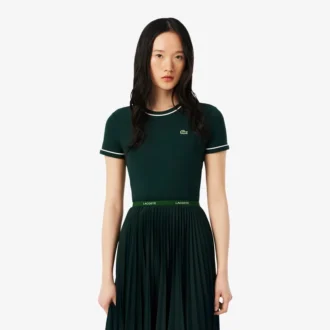 Γυναικείο T-shirt από jersey με διακοσμητικές λεπτομέρειες σε αντίθεση