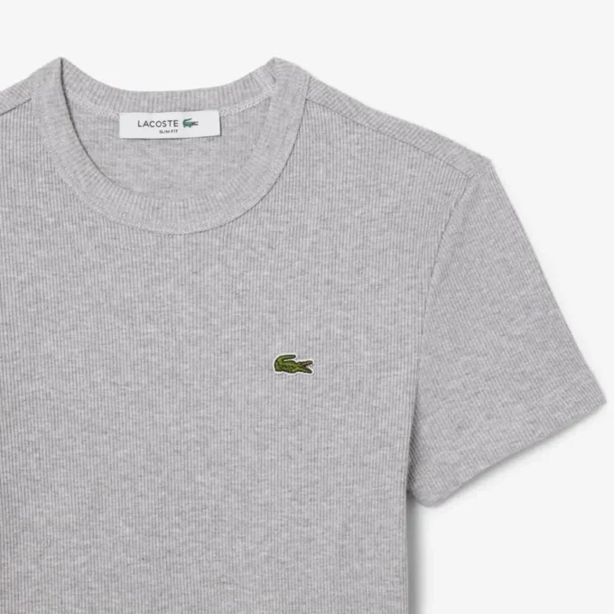 Γυναικείο T-shirt από βαμβάκι με ραβδώσεις και στενή γραμμή Γυναικείο T-shirt από βαμβάκι με ραβδώσεις και στενή γραμμή