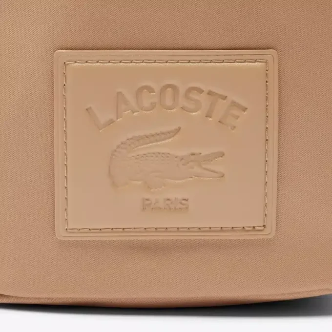 Κλασική κάθετη τσάντα Lacoste Κλασική κάθετη τσάντα Lacoste