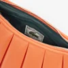 Μεσαίου μεγέθους δερμάτινη τσάντα Lenglen