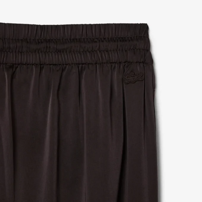Παντελόνι από σατέν με ελαστική μέση και oversize γραμμή Παντελόνι από σατέν με ελαστική μέση και oversize γραμμή