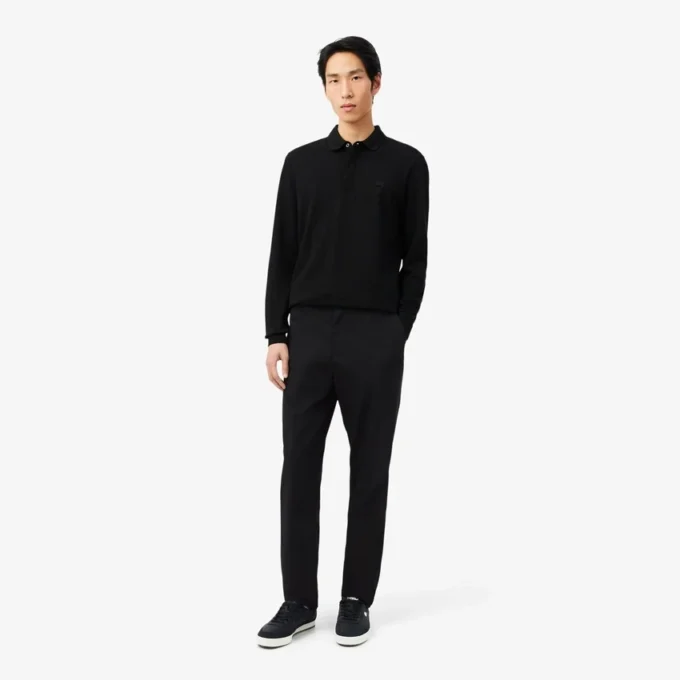 Παντελόνι Chino από βαμβακερό twill με κανονική εφαρμογή Παντελόνι Chino από βαμβακερό twill με κανονική εφαρμογή