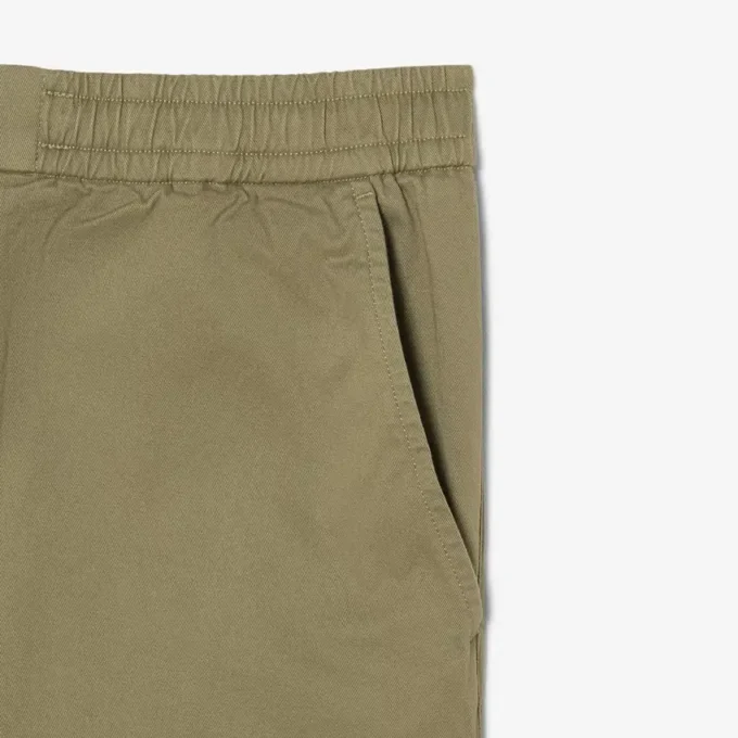 Παντελόνι Chino από βαμβακερό twill με κανονική εφαρμογή Παντελόνι Chino από βαμβακερό twill με κανονική εφαρμογή