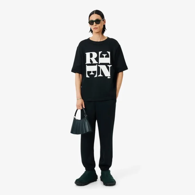 Σατέν T-shirt με γραφικά Runway Σατέν T-shirt με γραφικά Runway