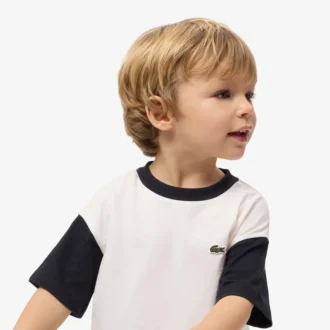 T-shirt από βαμβάκι με λεπτομέρειες σε αντίθεση